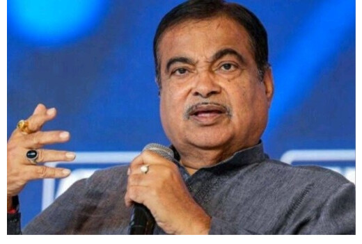 पेट्रोल-डीजल का दौर खत्म, इलेक्ट्रिक और वैकल्पिक ईंधन ही भविष्य : नितिन गडकरी